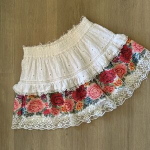 LOVESHACKFANCY
Shawna Embroidered Mini Skirt